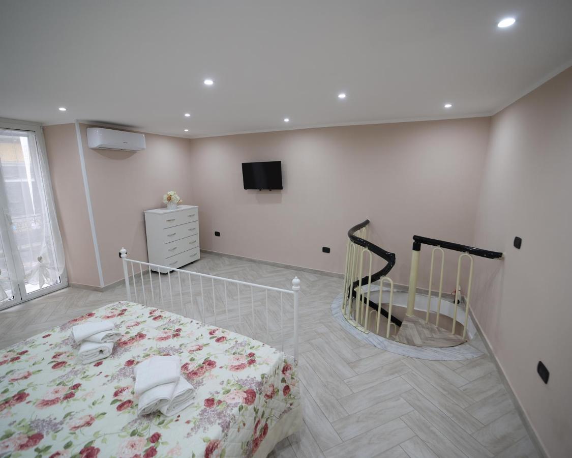 La Dimora Di Vittoria Apartment Naples Exterior photo